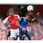Arsenal Emirates Cup 2014 Sleeve Sleeve Soccer Patch / Badge