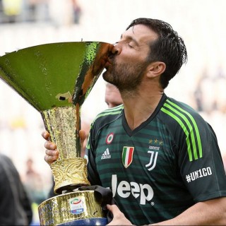 Juventus 2018 Buffon #UN1CO (White) Farewell Soccer Patch / Badge