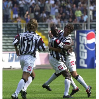 Juventus 2001-2002 Nedved #11 Homekit Nameset Printing 