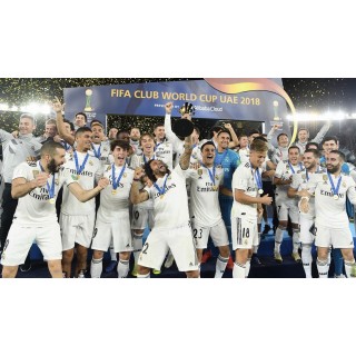 FIFA Club World Cup 2018 + Living Football Sleeve Soccer Patch / Badge
