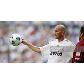 Real Madrid Legends Corazón Classic Match 2010 Soccer Patch / Badge