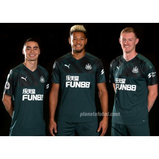 Newcastle 2019-2020 Storm Gain Sponsor Awaykit Sleeve Soccer Patch / Badge