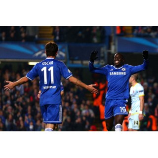 RIGHT TO PLAY UCL Chelsea Home 2013-2014 Soccer Patch / Badge 